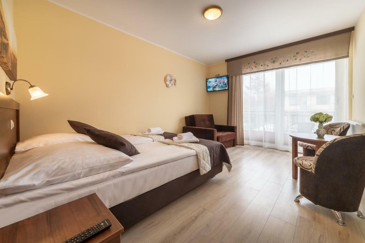 Dom Jastrzebia Z Basenem I Jacuzzi Apartment Jastrzebia Gora Bagian luar foto