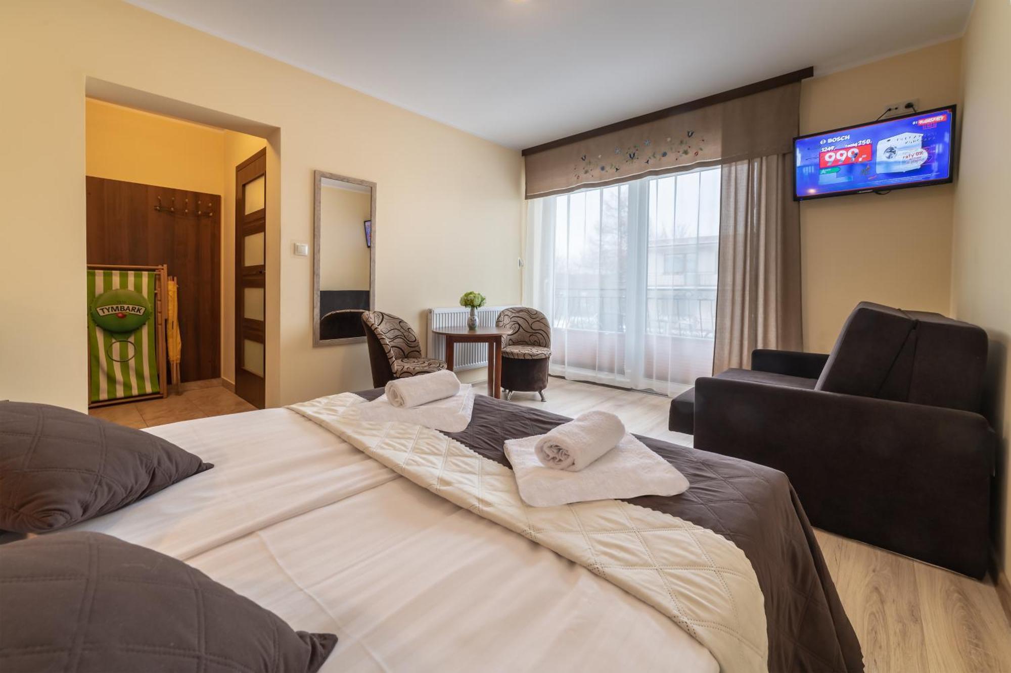 Dom Jastrzebia Z Basenem I Jacuzzi Apartment Jastrzebia Gora Bagian luar foto
