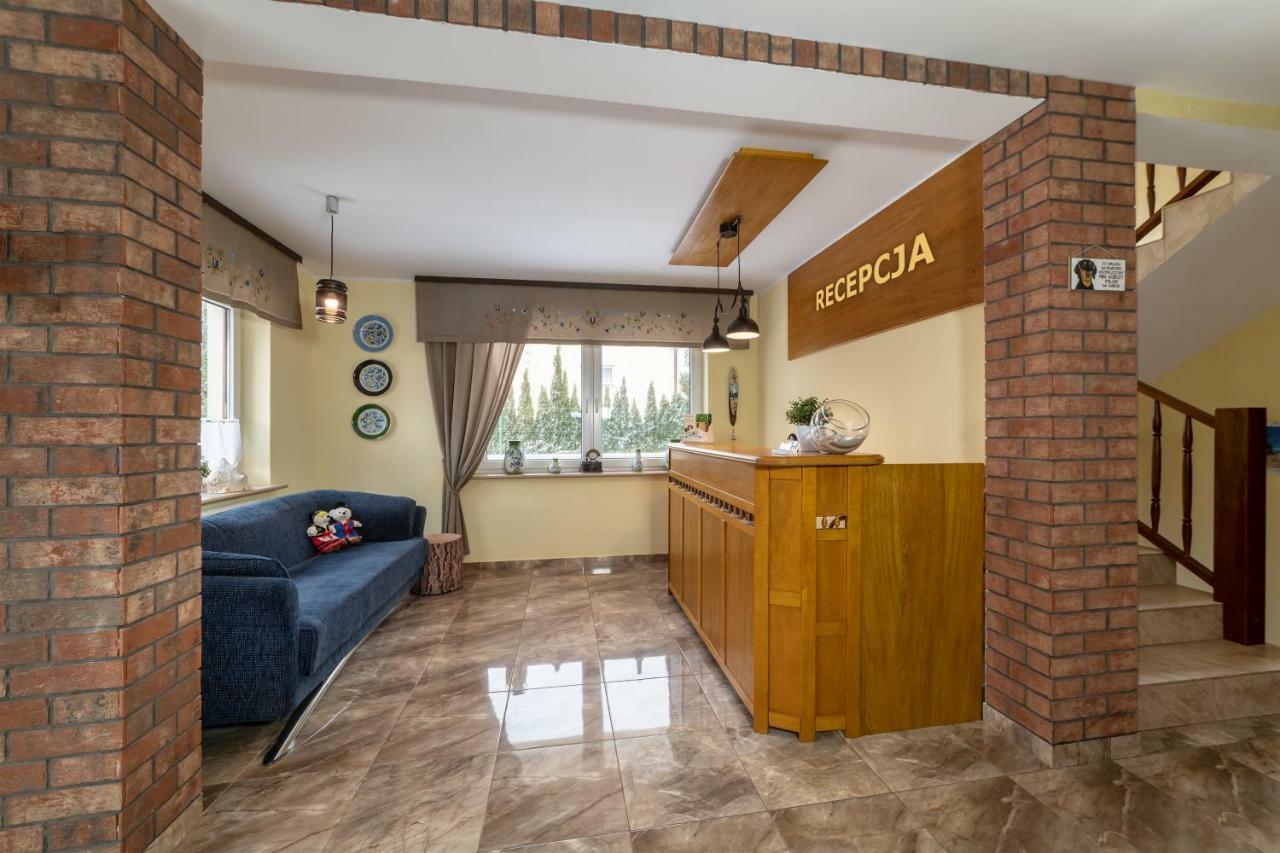 Dom Jastrzebia Z Basenem I Jacuzzi Apartment Jastrzebia Gora Bagian luar foto